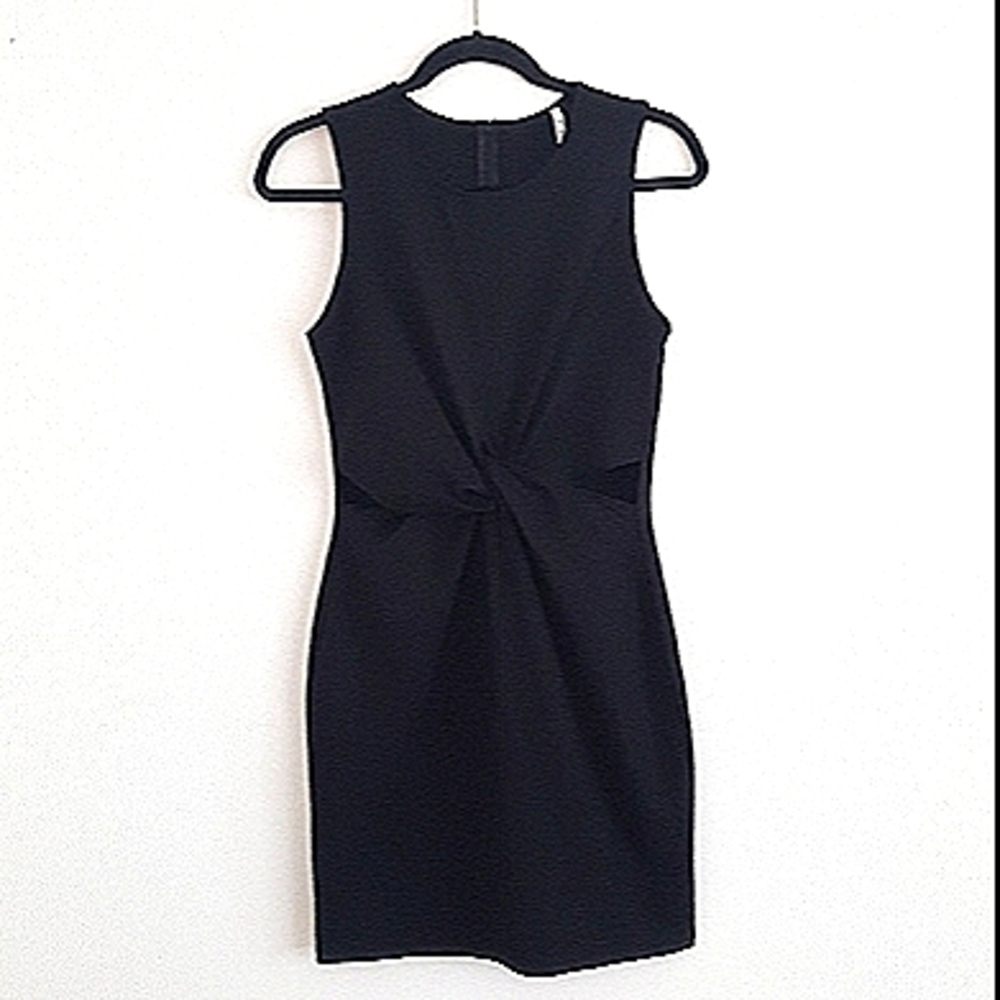 2/$35 CEFIAN Bodycon mini dress-sleeveless stretch knit Like NEW Sz L
